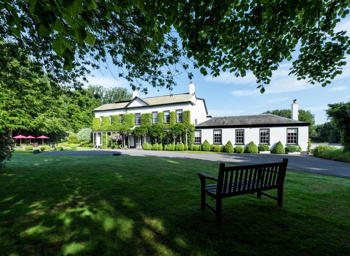 Statham Lodge Hotel Уоррингтон Экстерьер фото