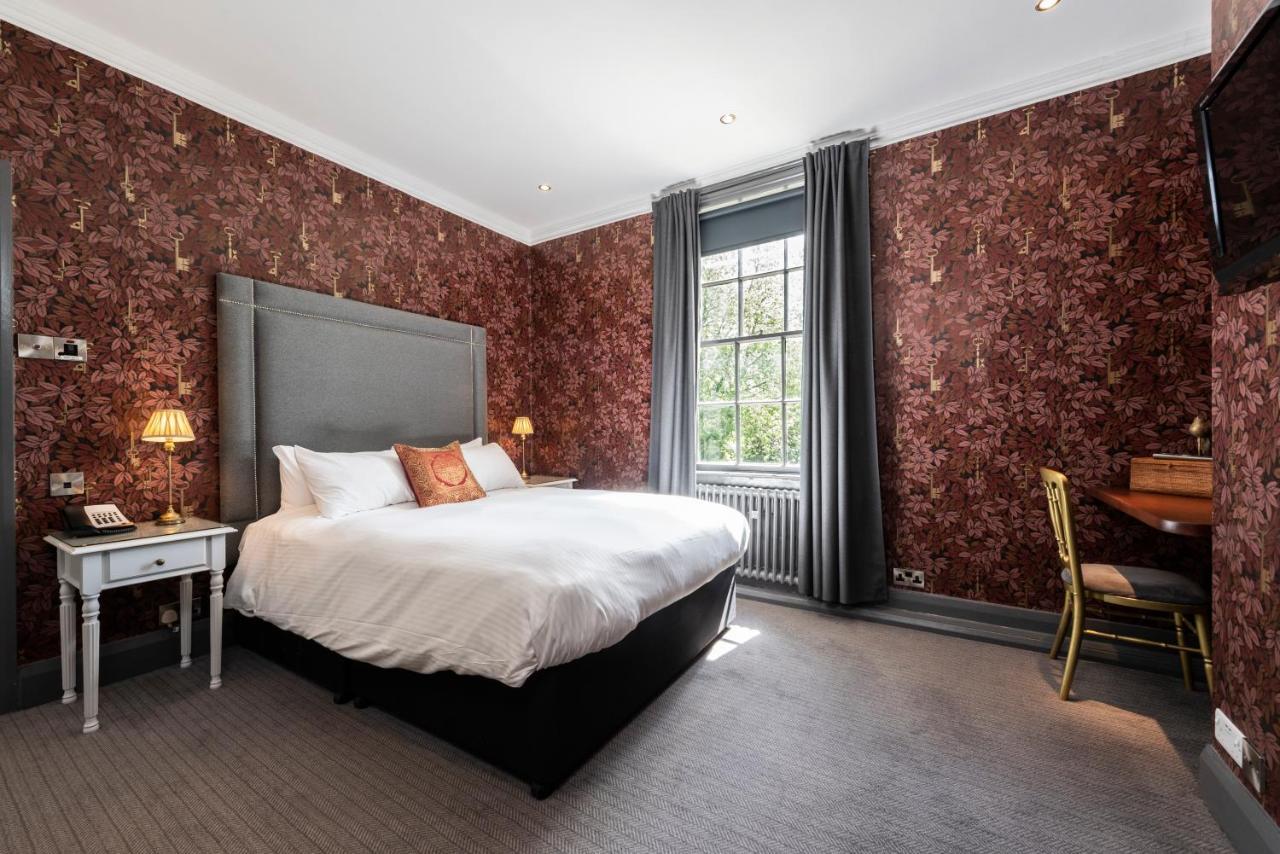Statham Lodge Hotel Уоррингтон Экстерьер фото