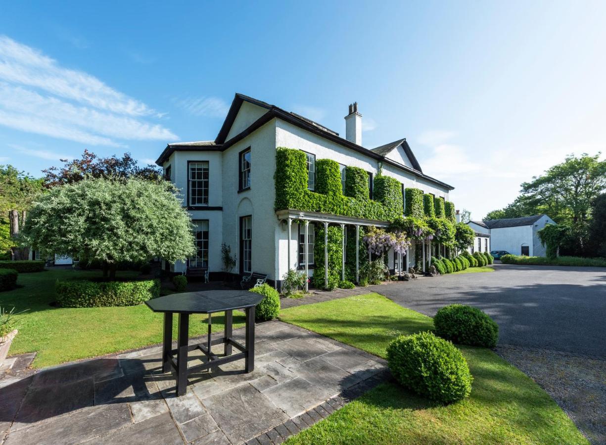 Statham Lodge Hotel Уоррингтон Экстерьер фото